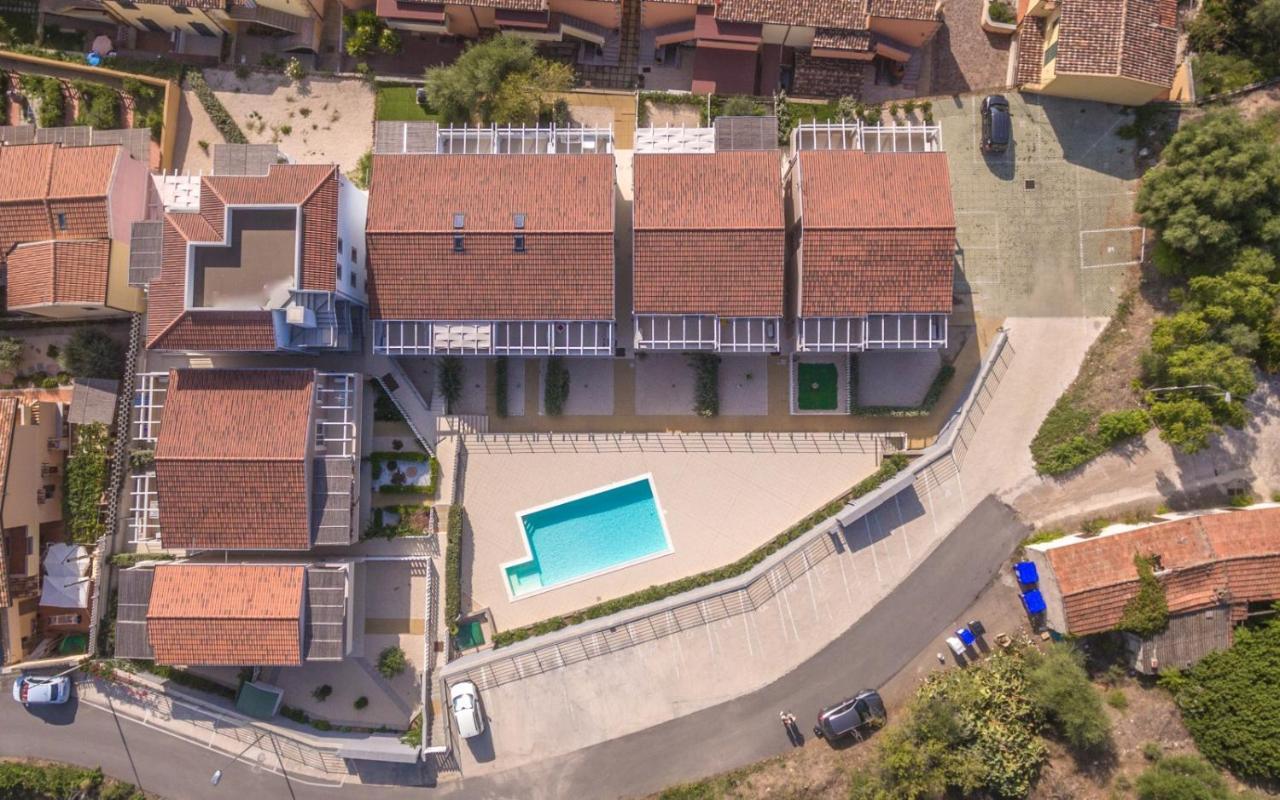 Villetta Morello Climatizzata Con Giardino Privato Viddalba Exterior photo